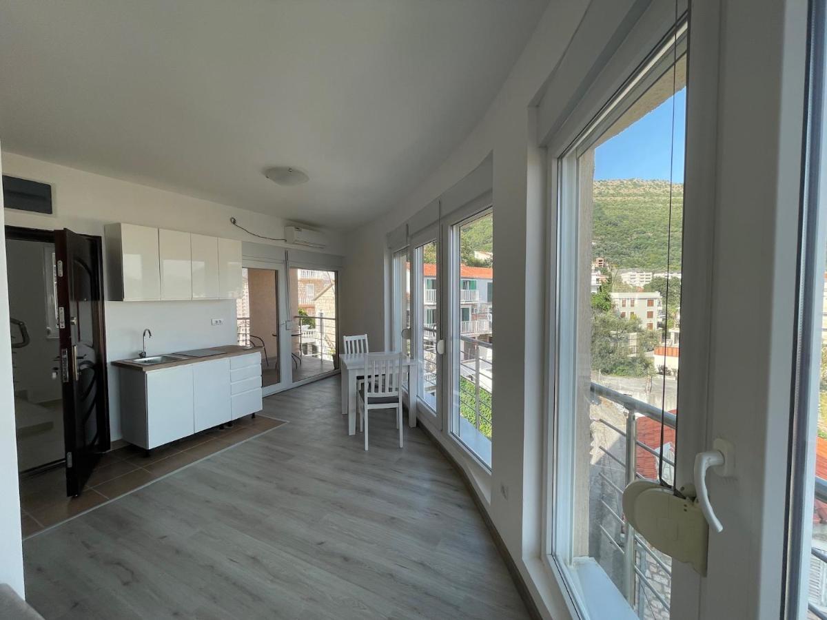 דירות Petrovac Upart House מראה חיצוני תמונה