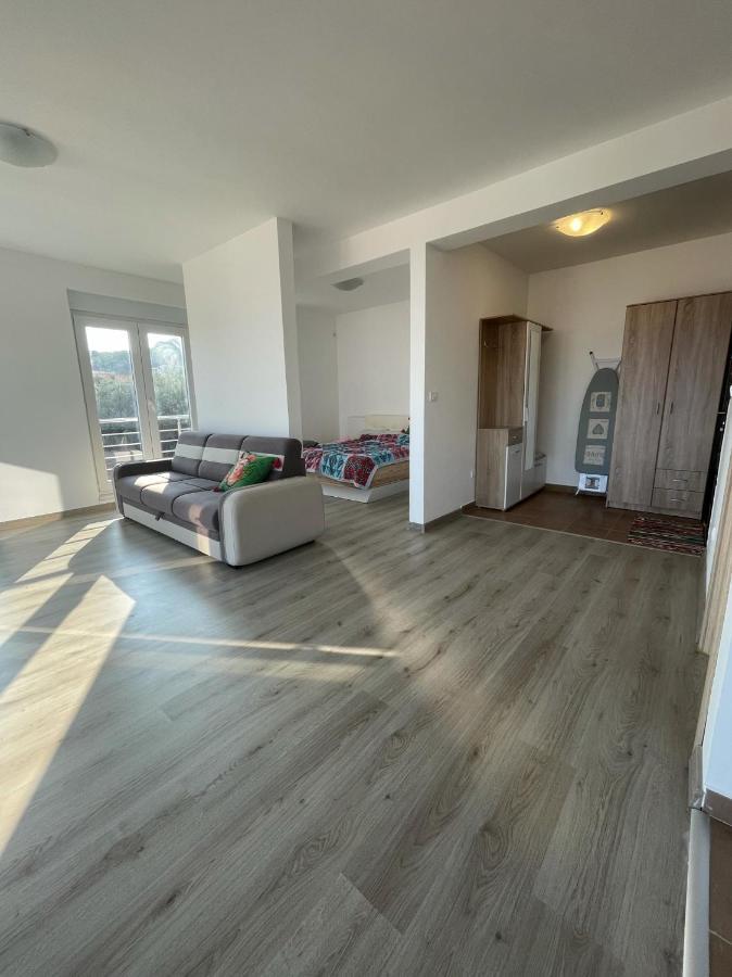 דירות Petrovac Upart House מראה חיצוני תמונה