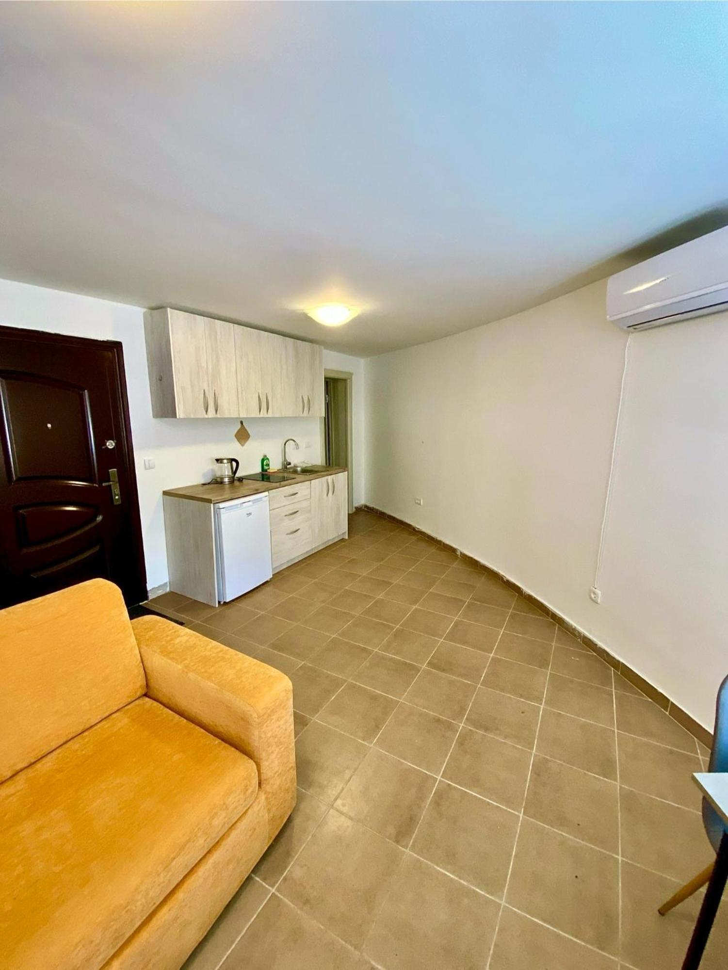 דירות Petrovac Upart House מראה חיצוני תמונה