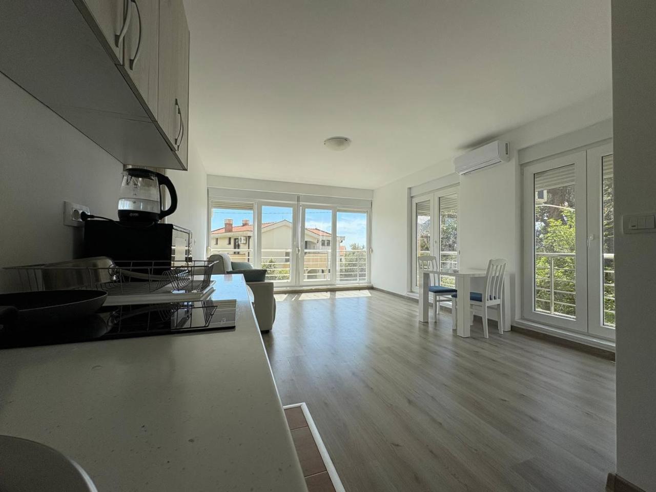 דירות Petrovac Upart House מראה חיצוני תמונה